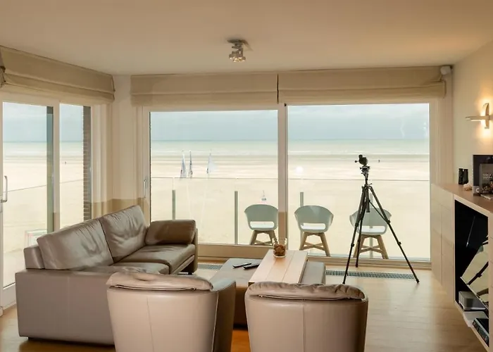 Seaview Apartament *